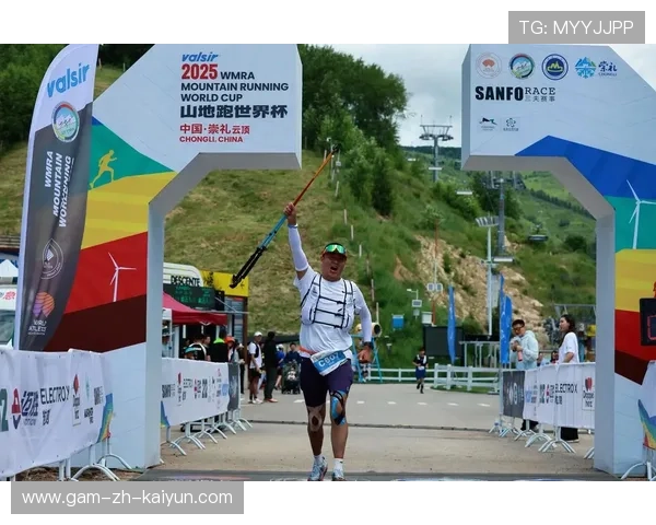 世界杯社媒挑战赛促进球迷互动参与，一家报社推出了世界杯赛专版,对赛果进行预测