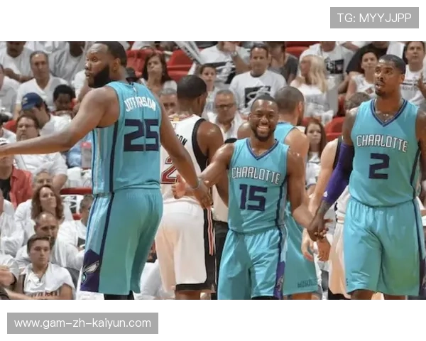 黄蜂队目标季后赛，年轻阵容拼劲十足，黄蜂队2020