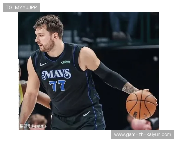 东契奇示范级突破上篮，独行侠保持领先